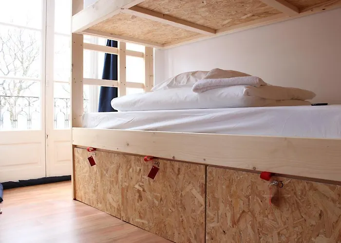 Хостел Lookout *