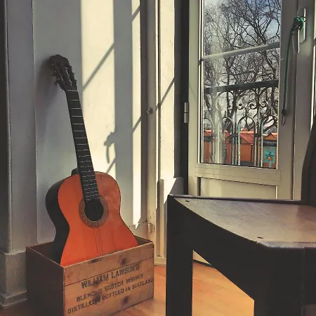 Lookout Hostel Lissabon